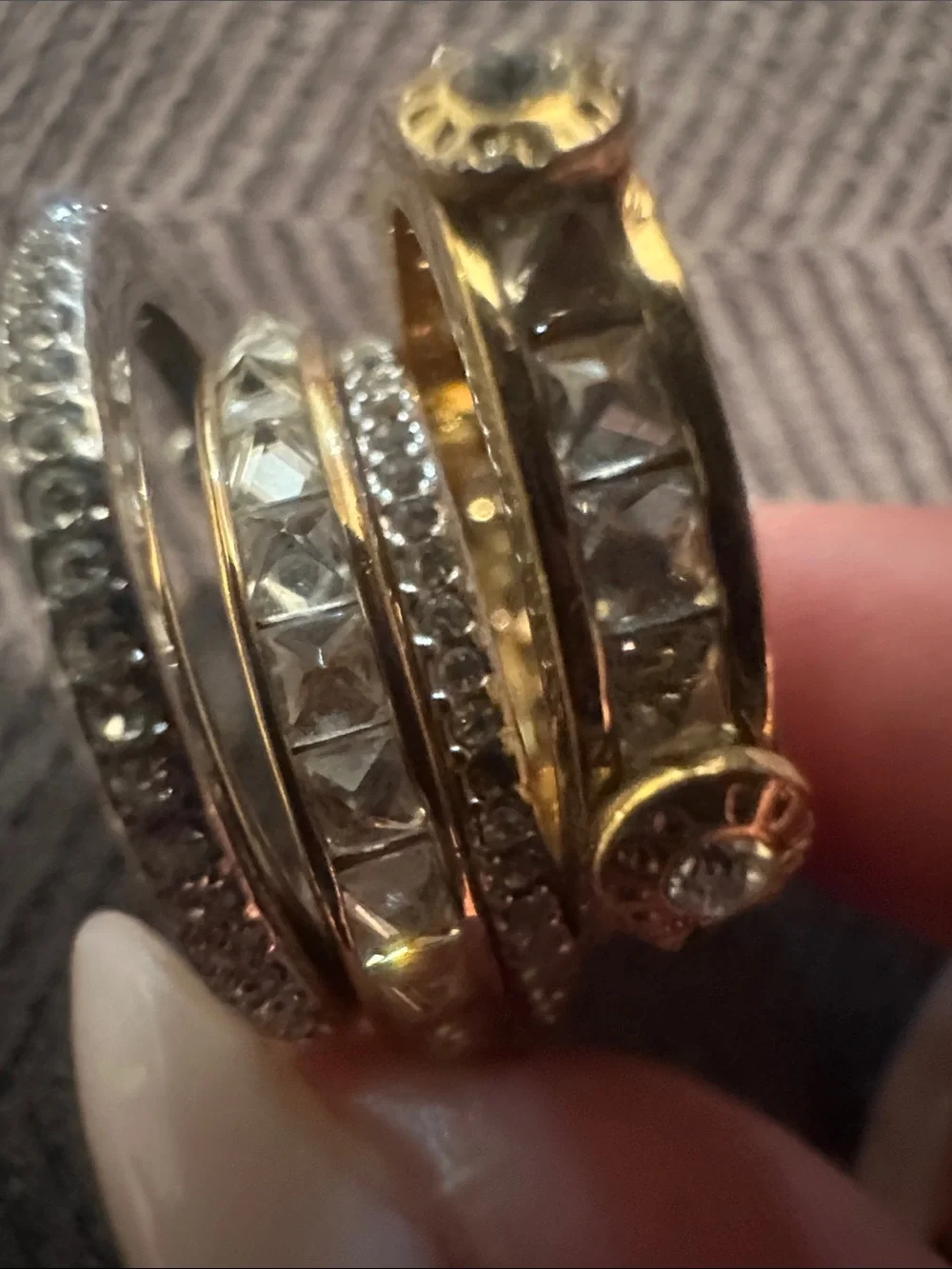 Henri Bendel Stackable Gold and Silver Crystal Band Ring 5 stack